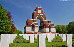 Thiepval Memorial to 72,000 men from the Somme who have no known graves